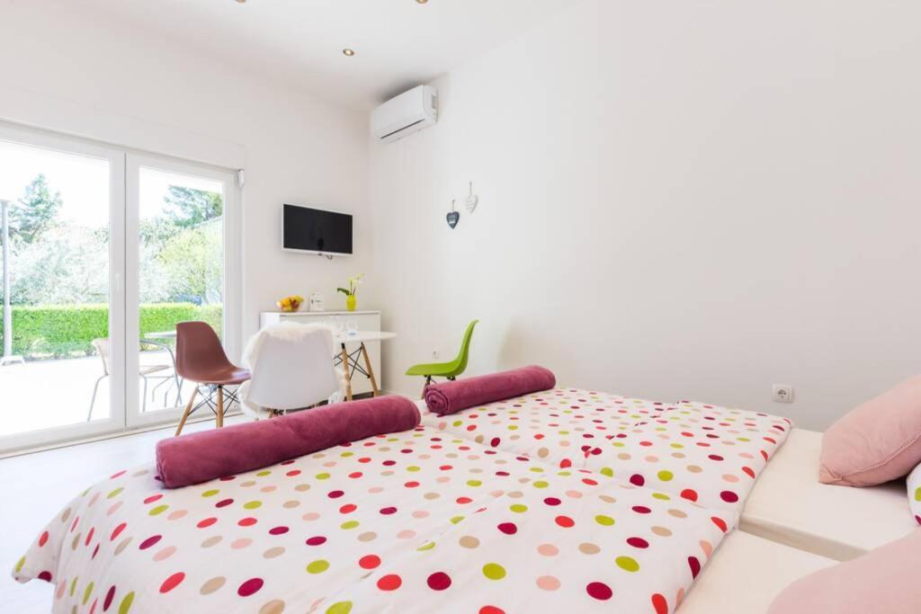 Candy Ap.-Near Center,Bus,Beach+Free Parking Place Zadar Luaran gambar