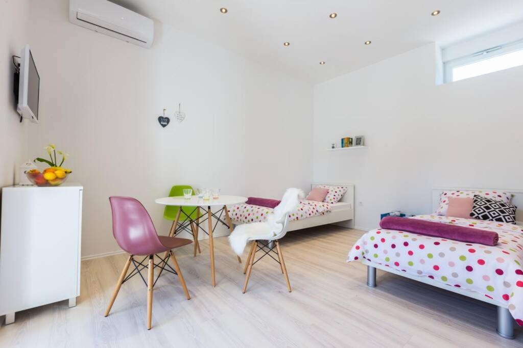 Candy Ap.-Near Center,Bus,Beach+Free Parking Place Zadar Luaran gambar