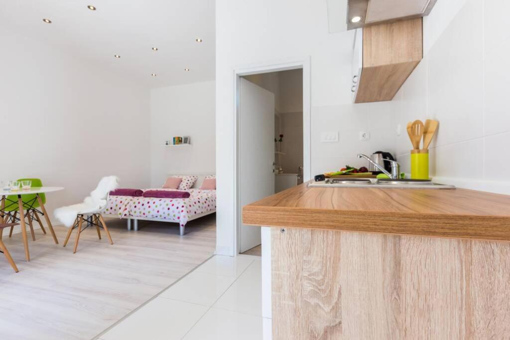 Candy Ap.-Near Center,Bus,Beach+Free Parking Place Zadar Luaran gambar